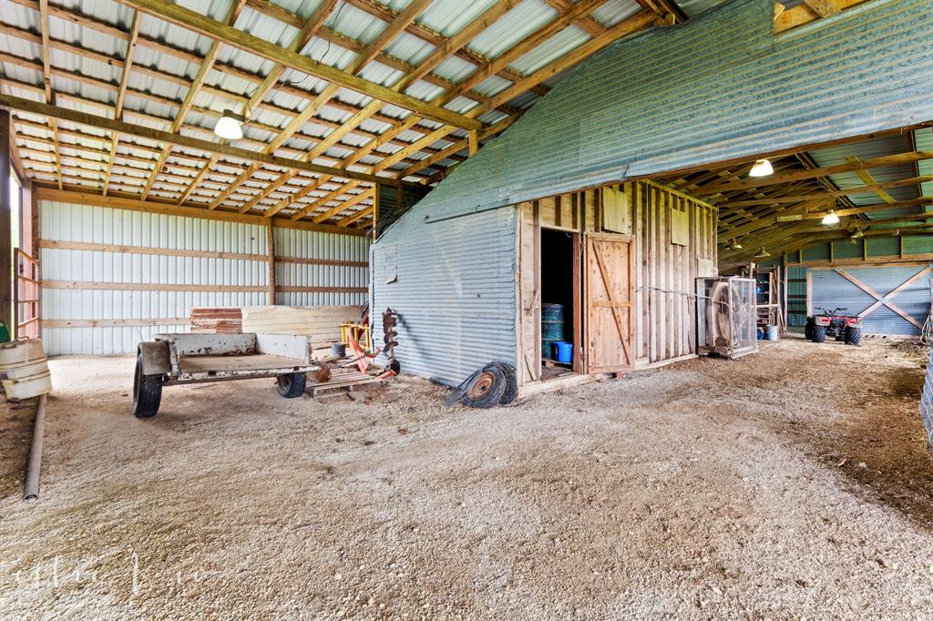 901 Fm 613 Property Photo 22