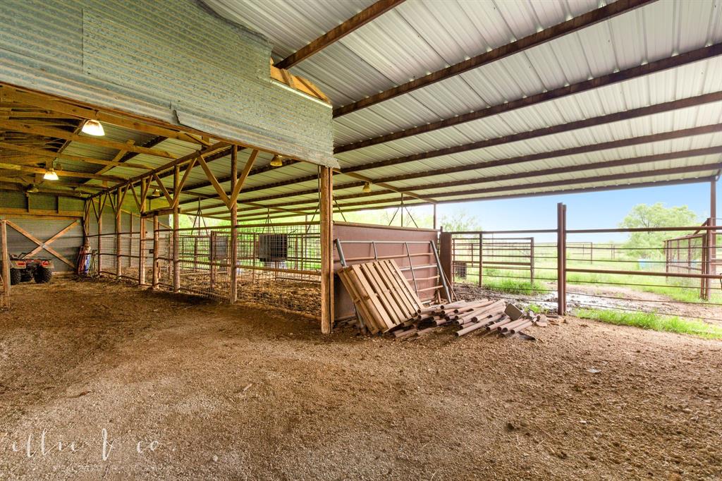 901 Fm 613 Property Photo 23