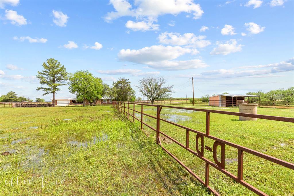 901 Fm 613 Property Photo 27