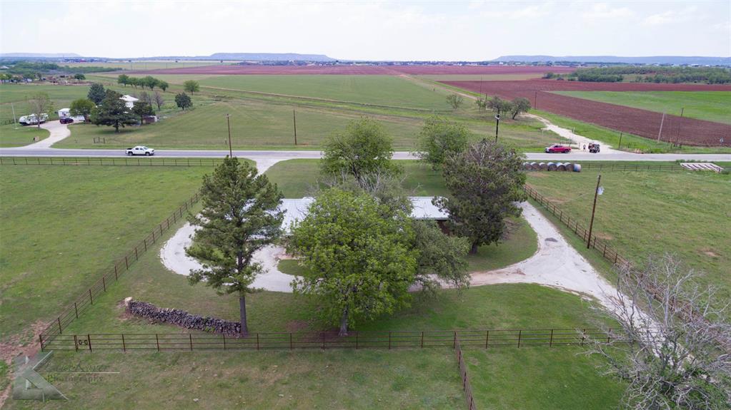 901 Fm 613 Property Photo 28