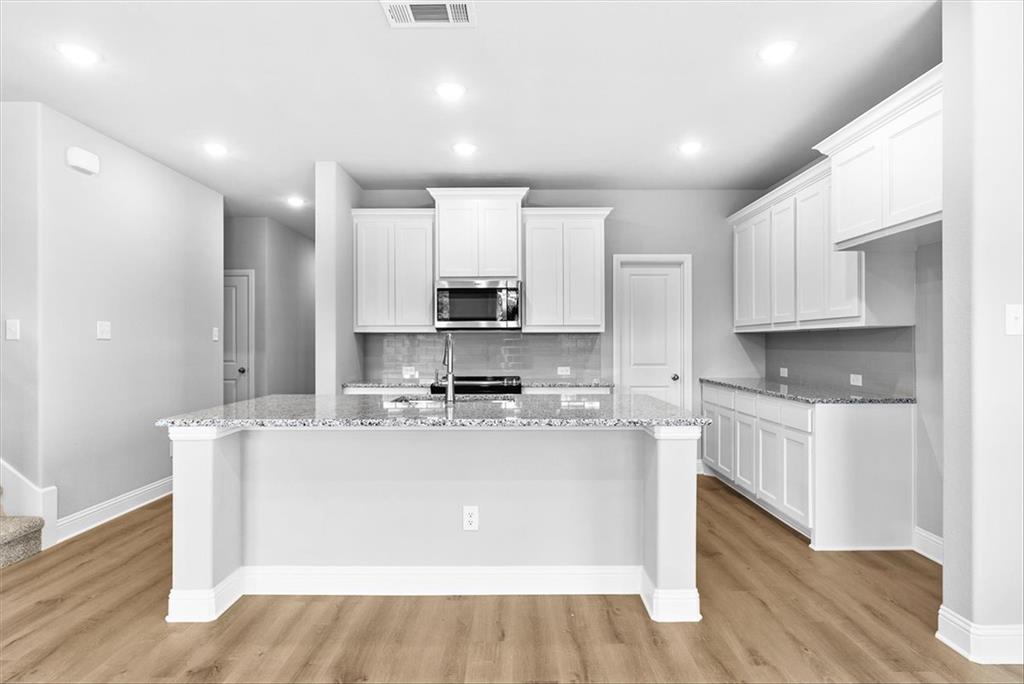 2108 Briarwood Drive Property Photo 7