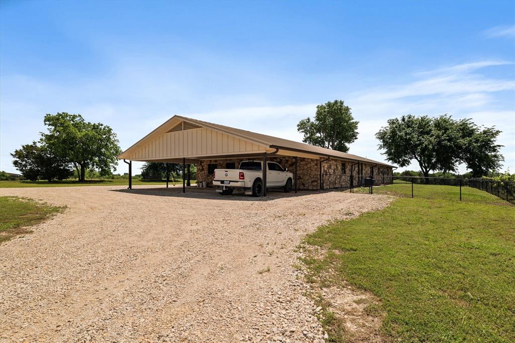 55 Heritage Road Property Photo 3