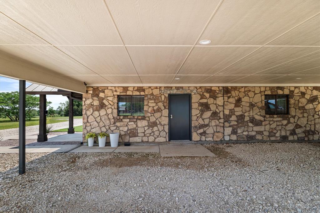 55 Heritage Road Property Photo 6
