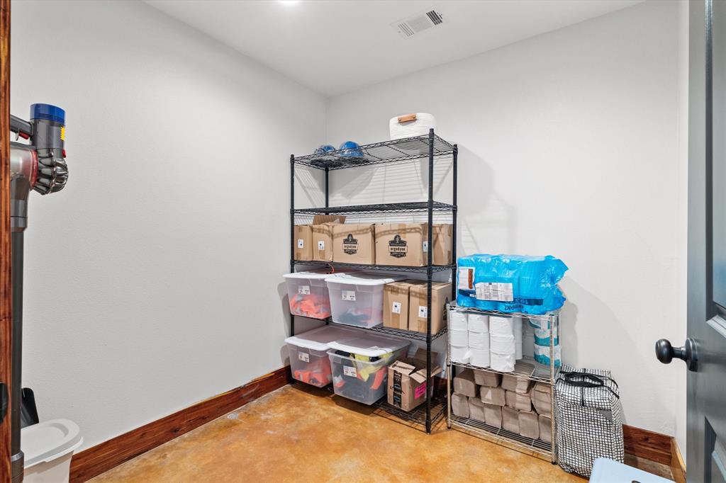 55 Heritage Road Property Photo 15