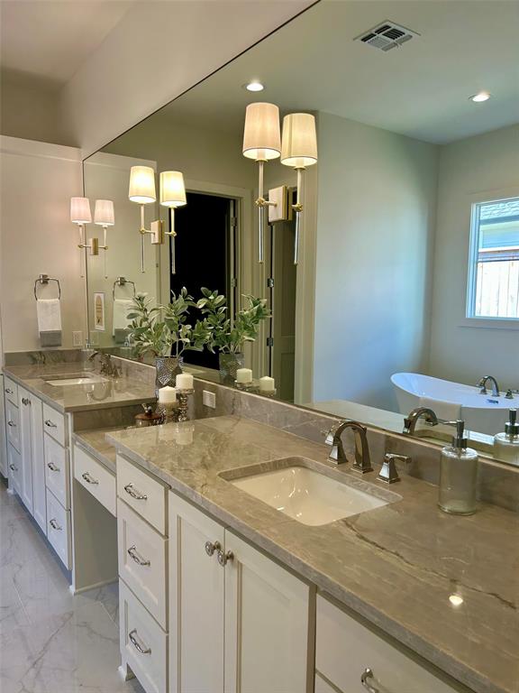 2121 Pecan Square Avenue Property Photo 28