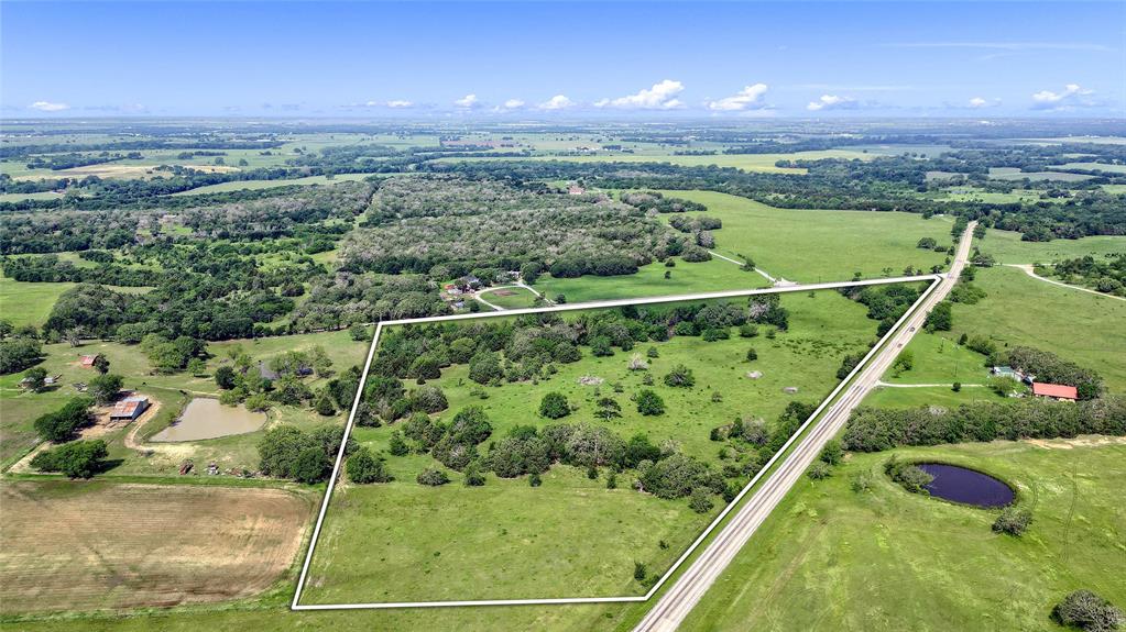 759 Cr 220 Property Photo 1