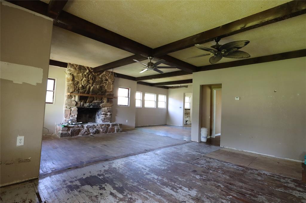 910 S Bassett Street Property Photo 12