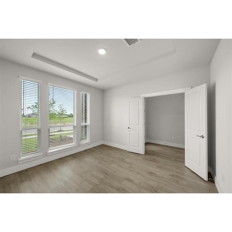 663 Cherry Bark Trail Property Photo 6