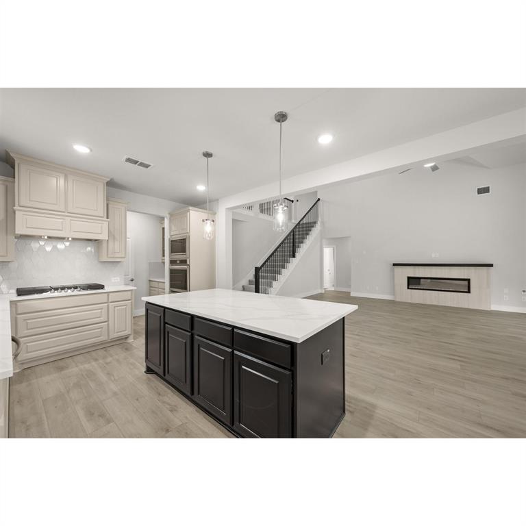 663 Cherry Bark Trail Property Photo 13