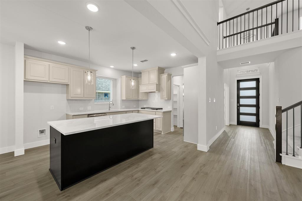 663 Cherry Bark Trail Property Photo 24