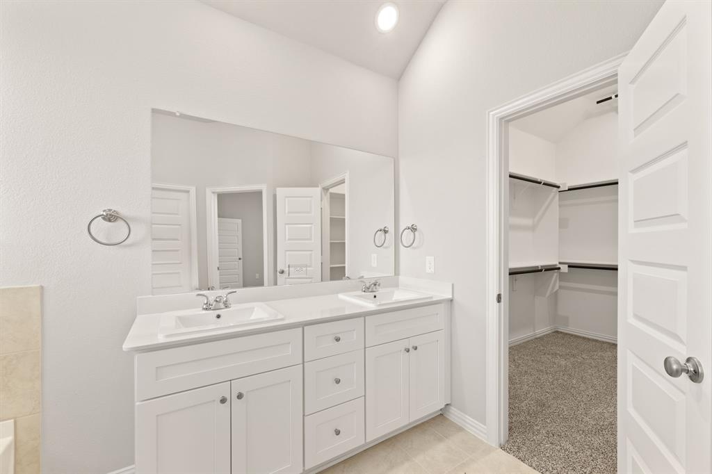 3822 Aqua Lane Property Photo 8