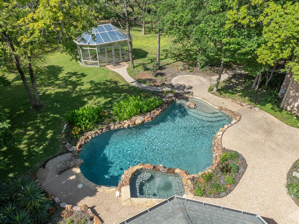 990 Noble Champions Way Property Photo 33
