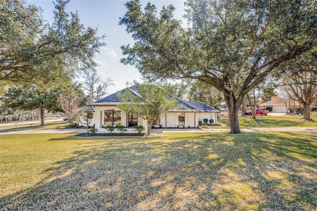 3 Alameda Circle Property Photo