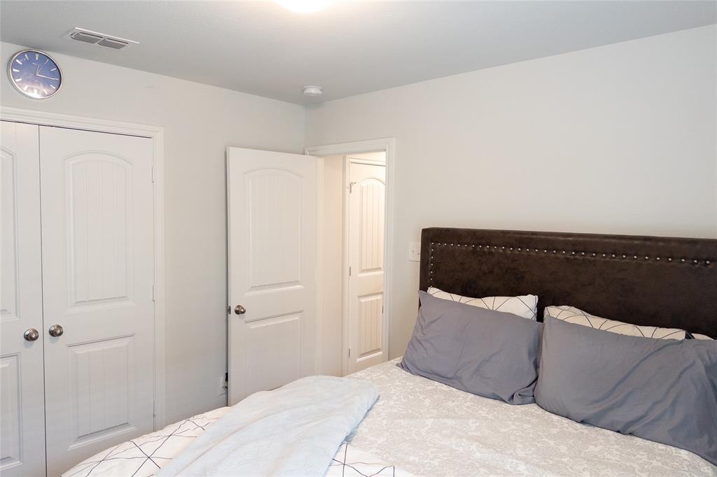 9916 Mescalbean Boulevard Property Photo 18