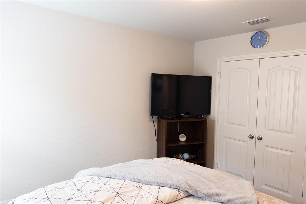 9916 Mescalbean Boulevard Property Photo 20