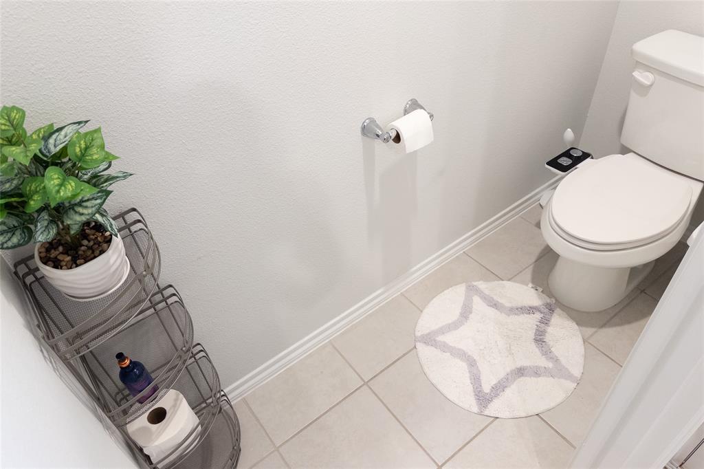 9916 Mescalbean Boulevard Property Photo 23