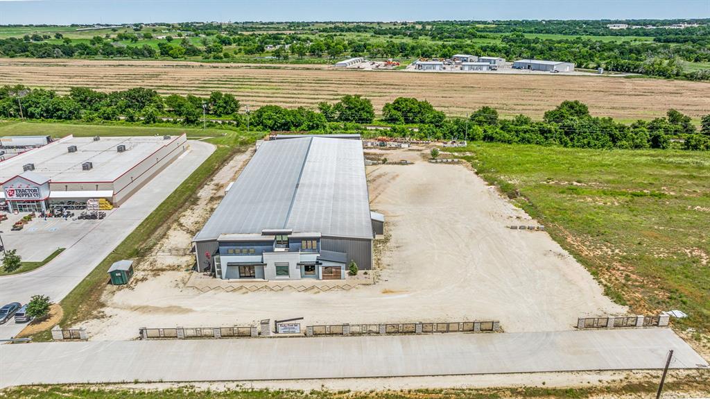 1330 N Us Highway 281 Highway Property Photo 36