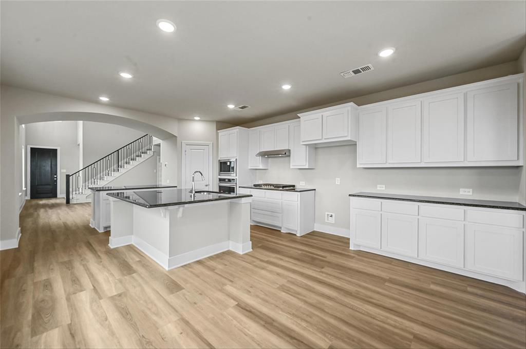 1720 Eagle Landing Property Photo 21