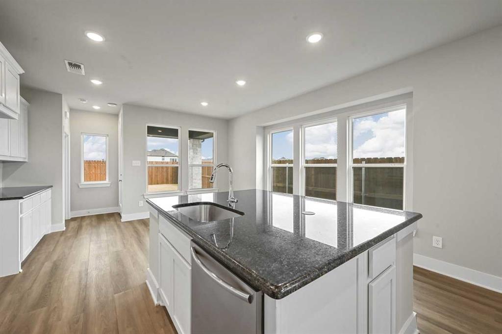 1720 Eagle Landing Property Photo 34