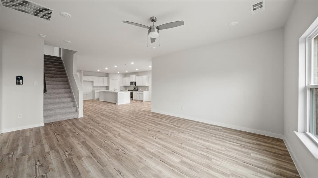 773 Vineyard Way Property Photo 9