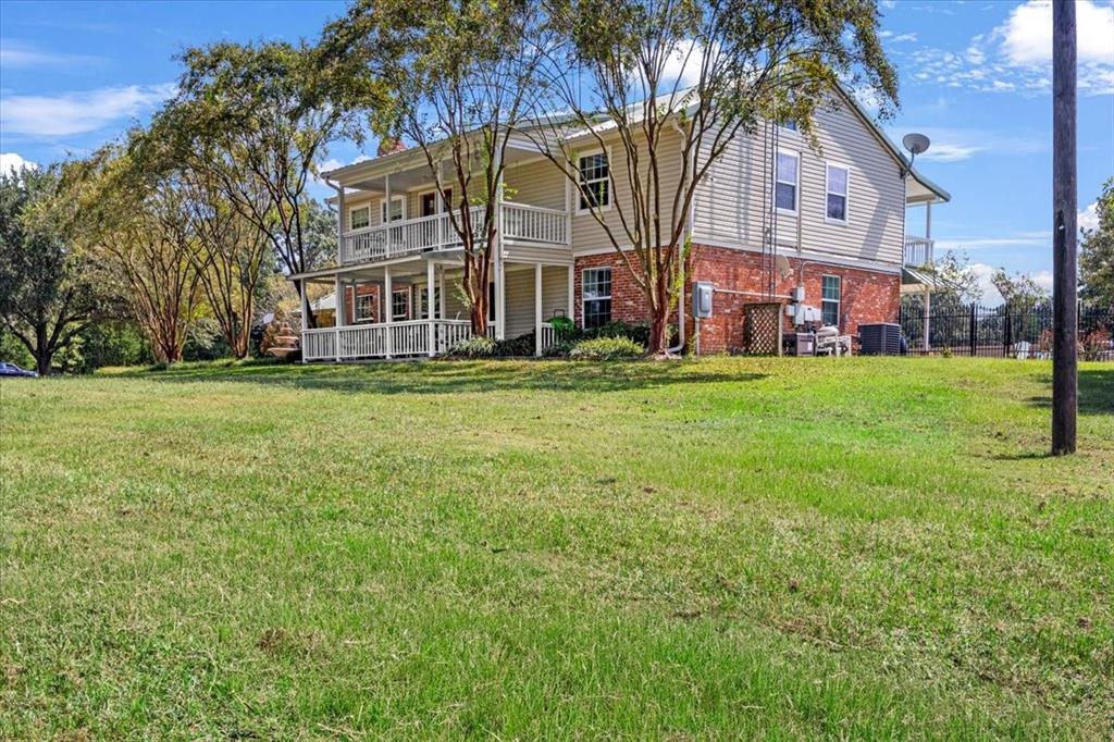 2027 Fm 779 Property Photo 2