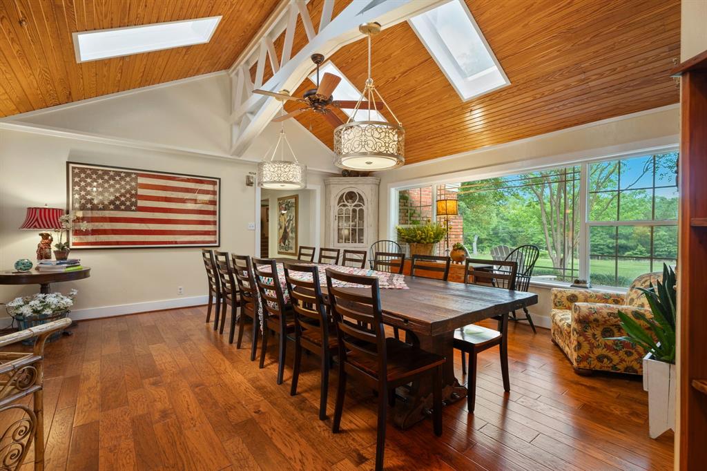 2027 Fm 779 Property Photo 5