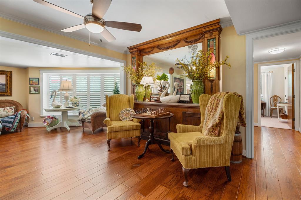 2027 Fm 779 Property Photo 11