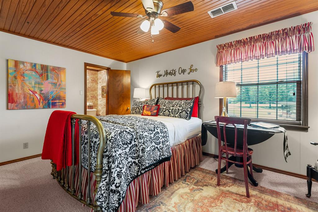 2027 Fm 779 Property Photo 22