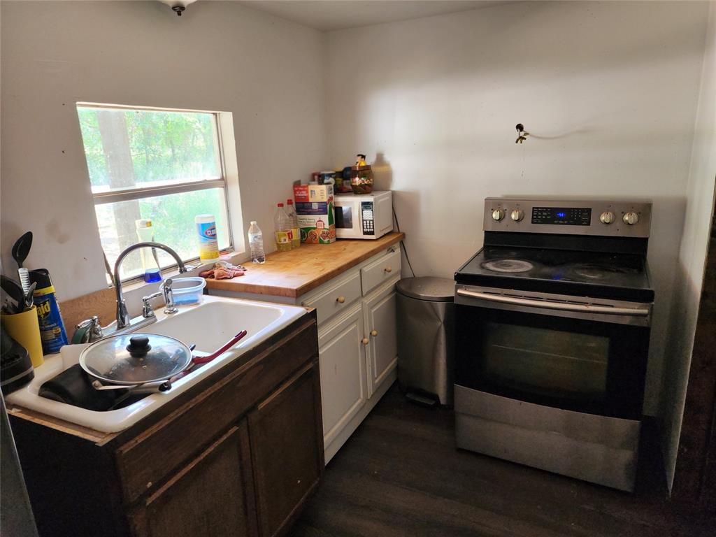 6001 County Road 805c Property Photo 10