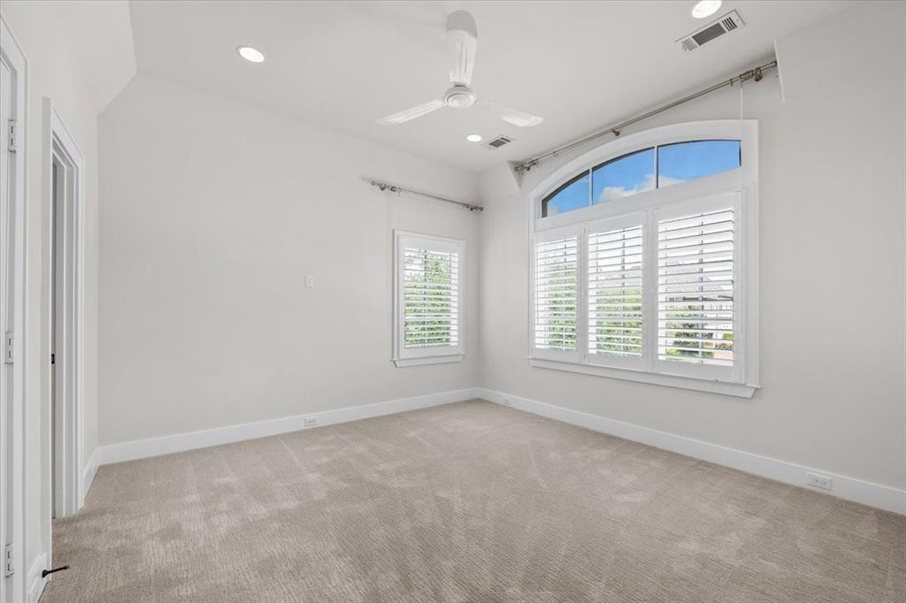 4662 Sidonia Court Property Photo 32