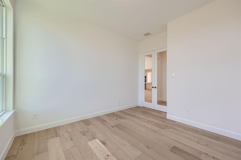 1812 Farmstead Road Property Photo 14