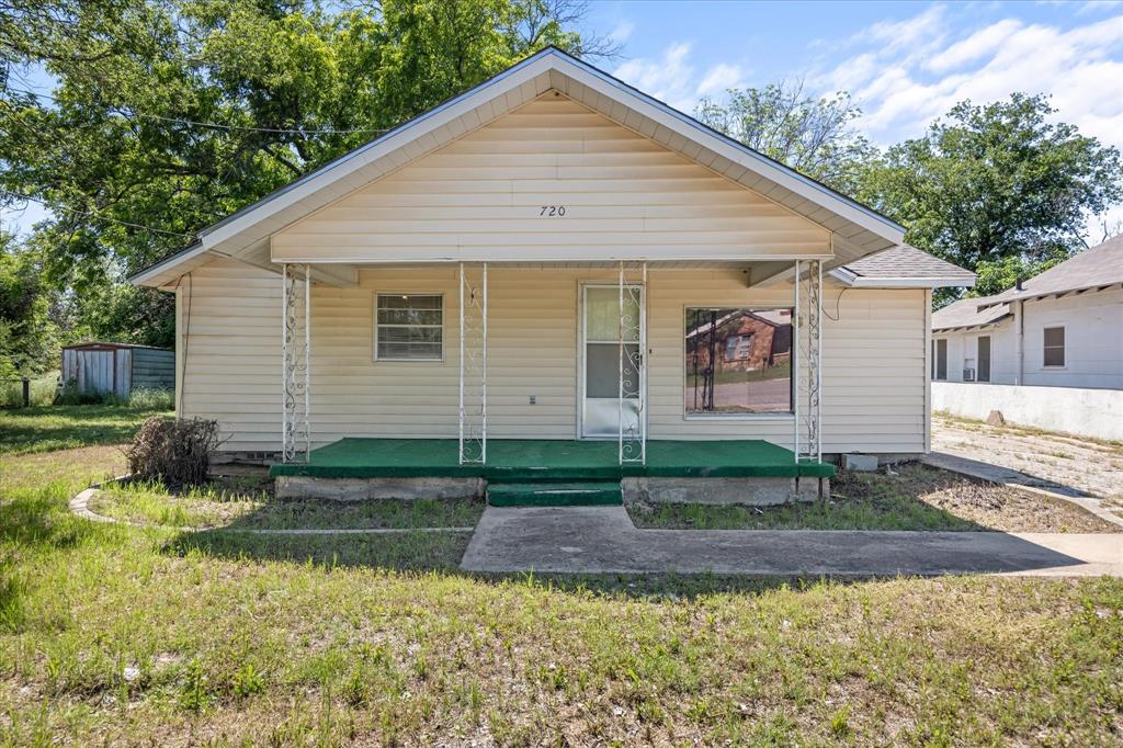 720 N Seaman Street Property Photo 2