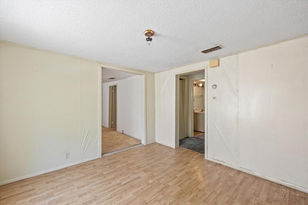 720 N Seaman Street Property Photo 7