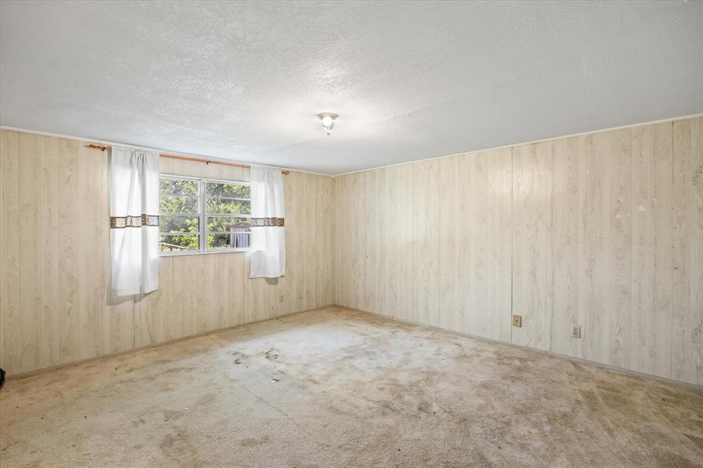 720 N Seaman Street Property Photo 16