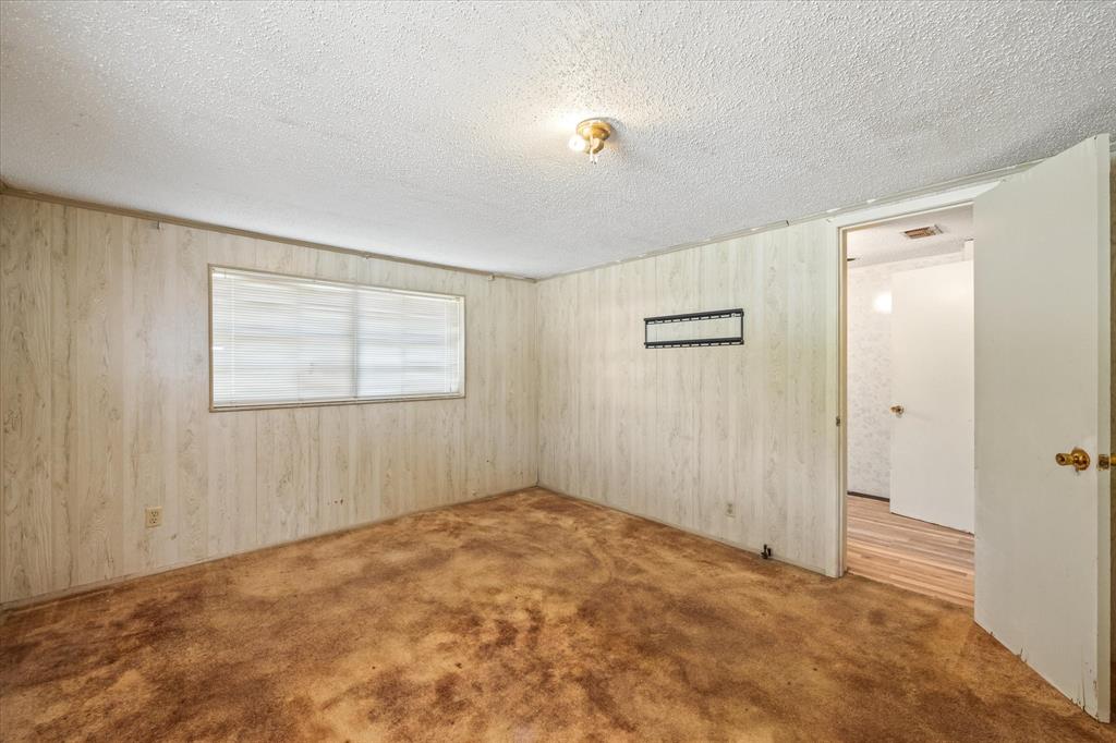 720 N Seaman Street Property Photo 19