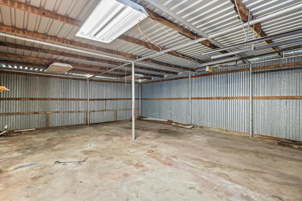 720 N Seaman Street Property Photo 24