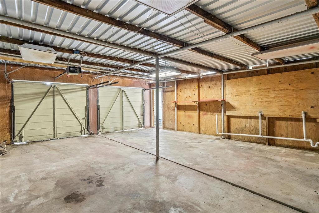 720 N Seaman Street Property Photo 25