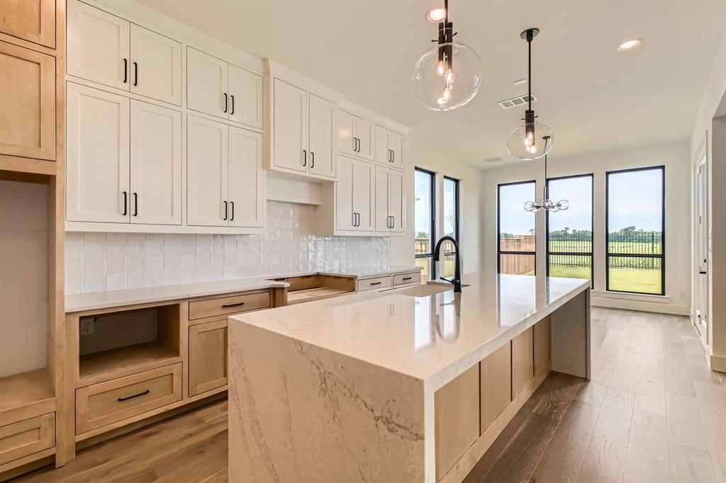 1212 High Property Photo 8