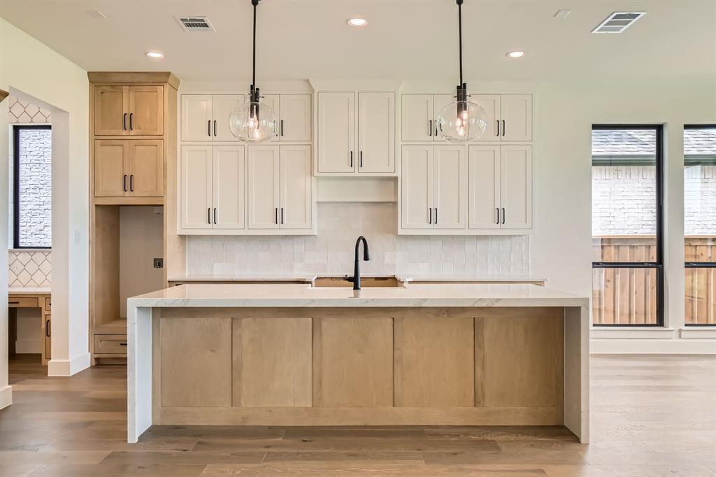 1212 High Property Photo 10