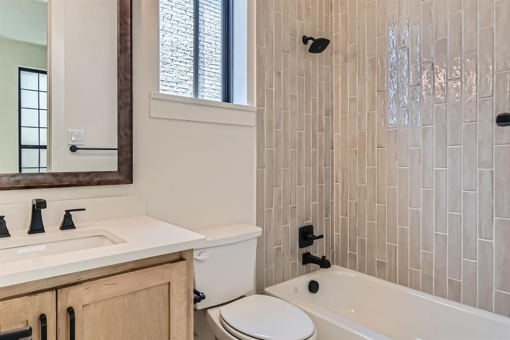 1212 High Property Photo 18