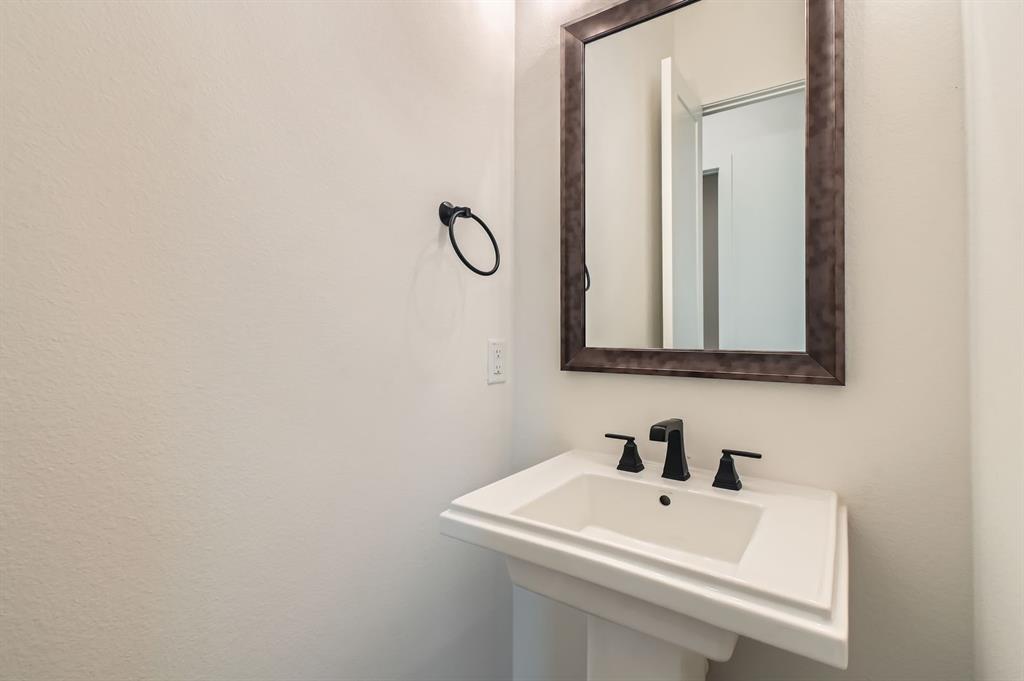 1212 High Property Photo 19
