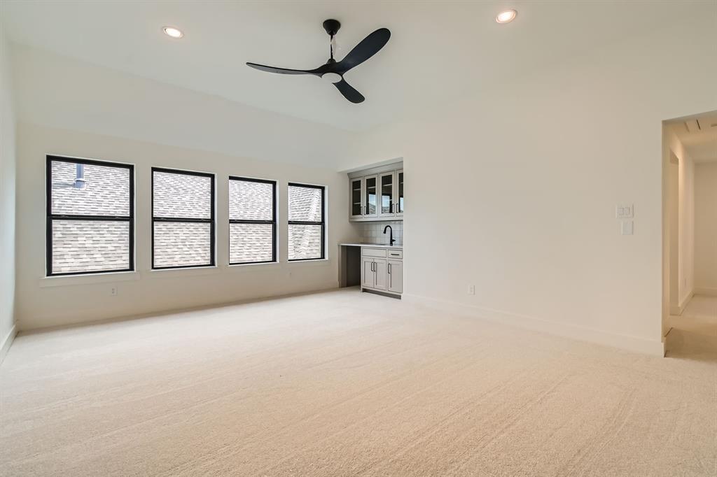 1212 High Property Photo 24