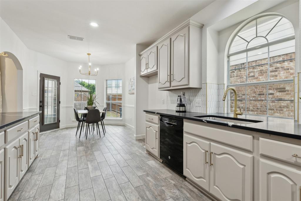 9164 Hawley Drive Property Photo 1