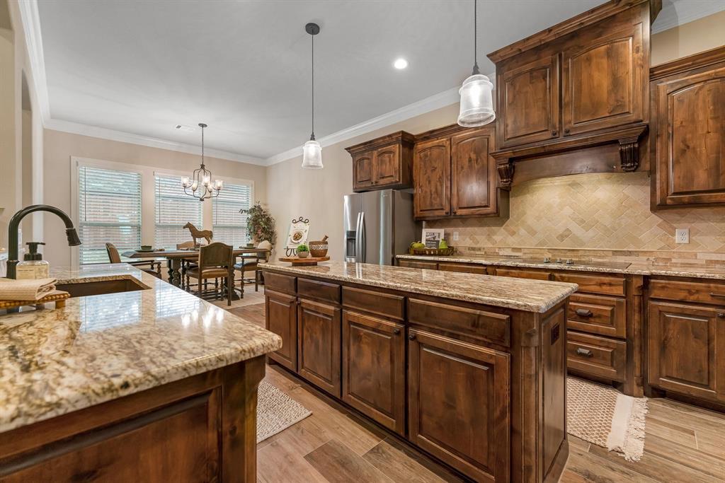 1300 Highland Park Circle Property Photo 7