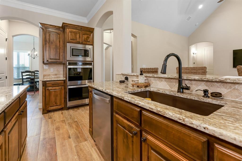 1300 Highland Park Circle Property Photo 14