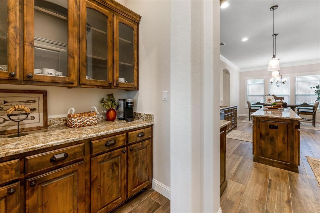 1300 Highland Park Circle Property Photo 15
