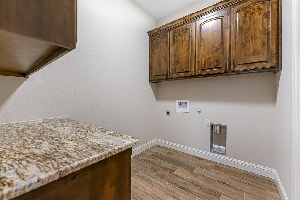 1300 Highland Park Circle Property Photo 21