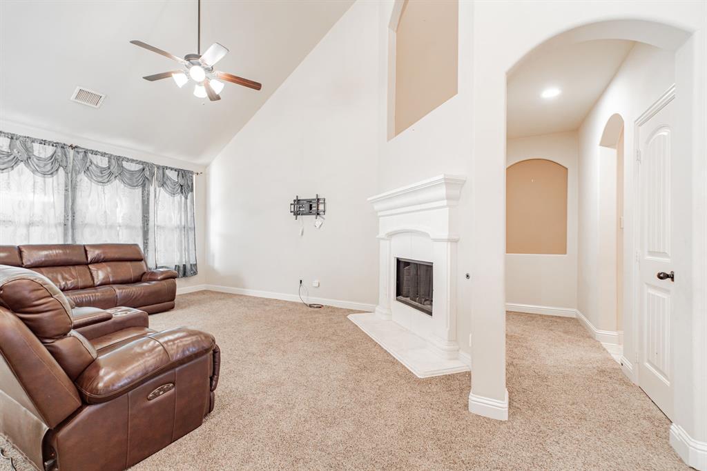 15221 Mount Evans Drive Property Photo 7