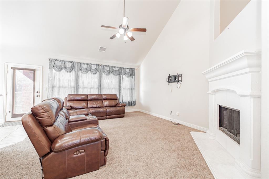 15221 Mount Evans Drive Property Photo 8