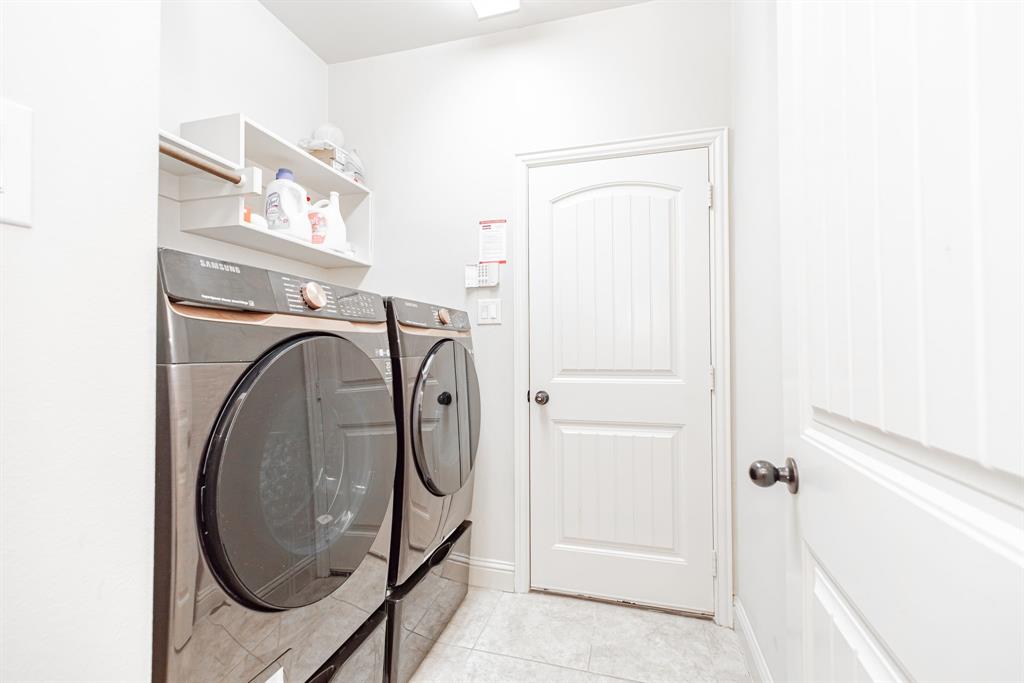 15221 Mount Evans Drive Property Photo 37